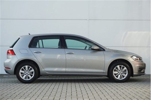 Volkswagen Golf - 1.0 TSI 115pk Trendline + App-Connect Navigatie - 1