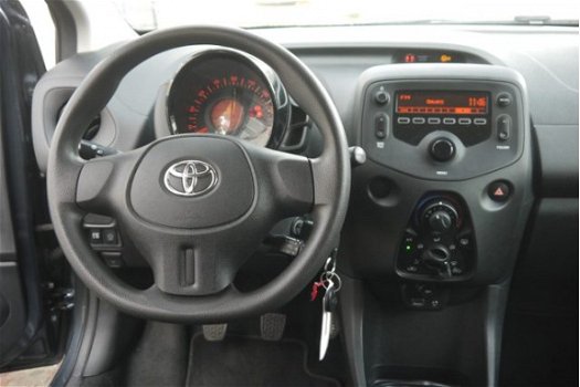Toyota Aygo - 1.0 VVT-i x-now NL-Auto Airco - 1