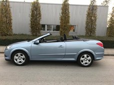 Opel Astra TwinTop - 1.8 Enjoy