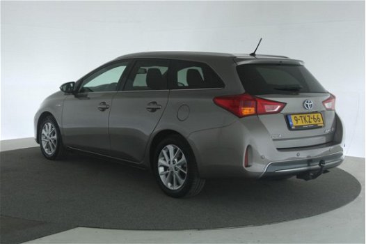 Toyota Auris Touring Sports - (J) 1.8 Hybrid Aut. [ Panorama Xenon Navi ] - 1