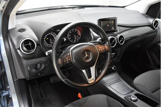 Mercedes-Benz B-klasse - (J) 180 Ambition AUT. [ Xenon Navi Parkeersensoren ] - 1