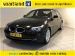 BMW 5-serie - (J) 520i Automaat Edition NL Auto [ Leer Clima Navi ] - 1 - Thumbnail