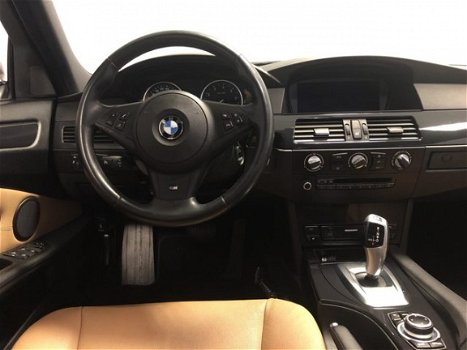 BMW 5-serie - (J) 520i Automaat Edition NL Auto [ Leer Clima Navi ] - 1