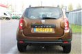 Dacia Duster - 1.6 Lauréate 2wd Huurkoop Inruil Garantie Service Apk - 1 - Thumbnail