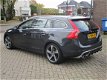 Volvo V60 - 3.0 T6 304 pk Geartronic AWD R-Design - 1 - Thumbnail