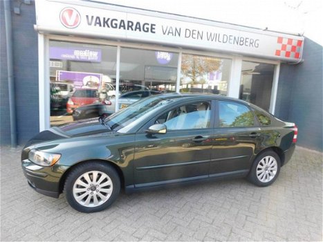 Volvo S40 - 2.4 Edition II AUTOMAAT - 1