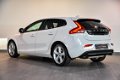 Volvo V40 - T2 | Momentum | NAVI | XENON | VERW. VOORRUIT - STOELEN | - 1 - Thumbnail