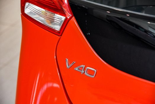 Volvo V40 - 2.0 D2 | Business Sport | Styling kit | NAVI - 1