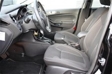 Ford Fiesta - TITANIUM 100PK AUTOMAAT NAVI PDC