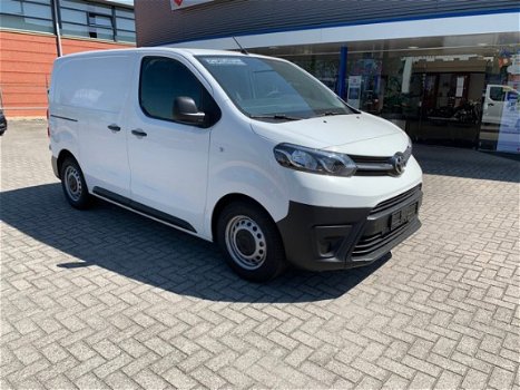 Toyota ProAce Compact - 1.6 D-4D Cool Comfort | 5 jaar garantie | Stoere compacte bus met verrassend - 1