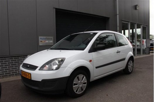 Ford Fiesta - 1.4 TDCI 3 Deurs CD/Apk 09-2020/ koppeling slipt - 1