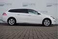 Peugeot 308 SW - 1.2 e-THP Blue Lease Executive 1e eigenaar/ Geen import/ Navi/ Panodak/ Trekhaak - 1 - Thumbnail