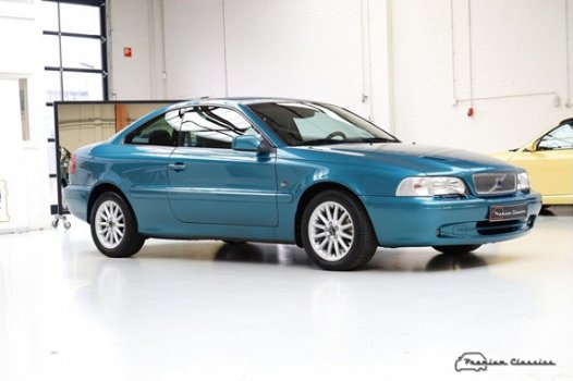 Volvo C70 Coupé - 2.0 T | 9.500KM | Fabrieksnieuw | Unieke kleur | Airco - 1