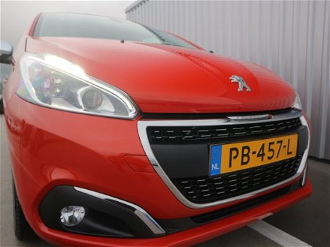 Peugeot 208 - 1.6 100 pk Blue Lease Executive | Navigatie | Parkeersensoren | - 1