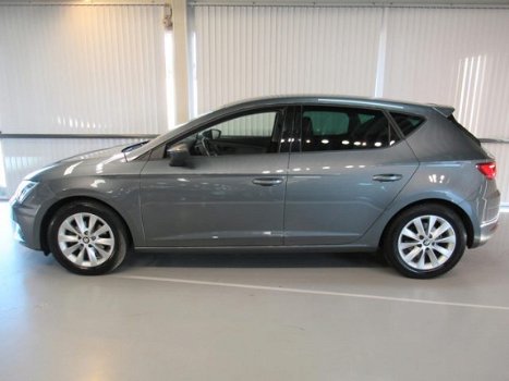 Seat Leon - 1.0 EcoTSI Style Business Intense Full LED/Navigatie/PDC v+a/Climate/Cruise/Bluetooth - 1