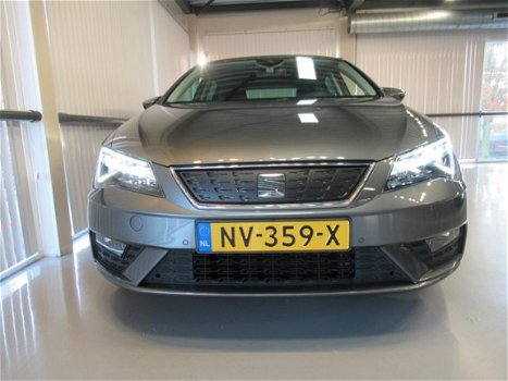 Seat Leon - 1.0 EcoTSI Style Business Intense Full LED/Navigatie/PDC v+a/Climate/Cruise/Bluetooth - 1