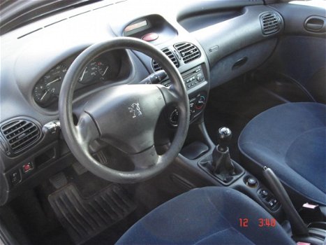 Peugeot 206 - 1.4 Gentry - 1