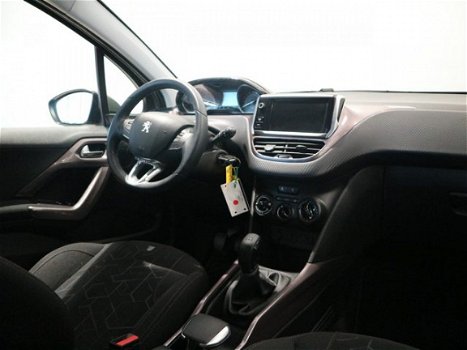 Peugeot 2008 - 1.2 82 pk Active Binnen 3 dagen rijden incl. garantie - 1