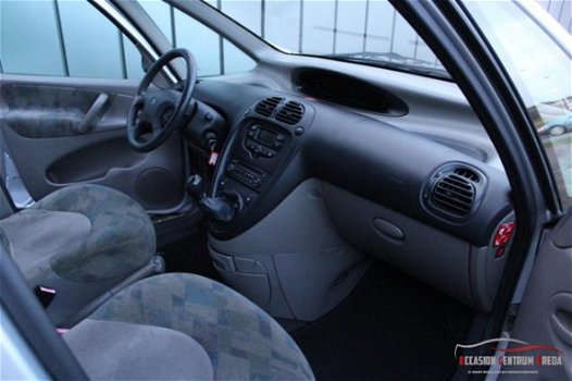 Citroën Xsara Picasso - 1.8I 16V NWE APK AIRCO ELEK. RAMEN - 1