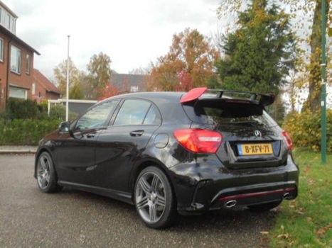 Mercedes-Benz A-klasse - 180 Prestige * Navi * AMG-Pakket * UNIEK - 1