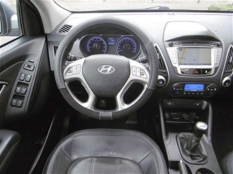 Hyundai ix35 - 2.0i i-Catcher LEDER NAVIGATIE PANORAMADAK - 1