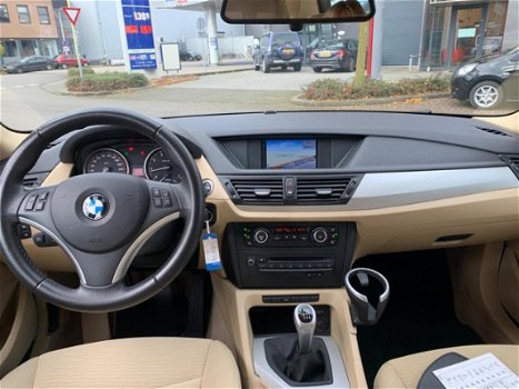 BMW X1 - SDrive18i Executive Navigatie, Trekhaak, Pdc achter, 6-versn - 1