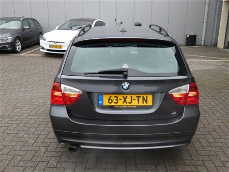 BMW 3-serie Touring - 320i Business Line - 1