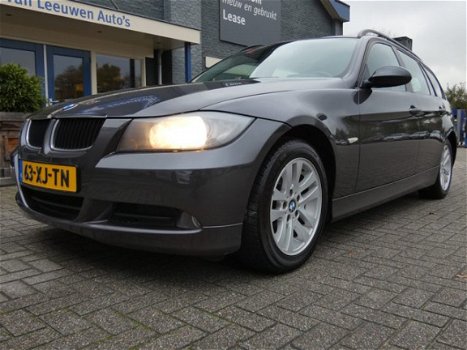 BMW 3-serie Touring - 320i Business Line - 1