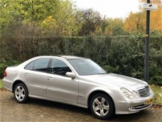 Mercedes-Benz E-klasse - E 220 CDI; SEDAN