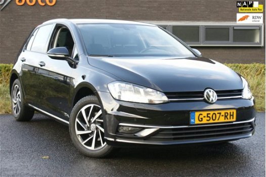 Volkswagen Golf Variant - 1.0 TSI Navigatie | ACC | Front-Assit | Stoelverwarming | Parkeersensoren - 1