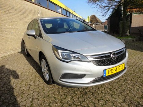 Opel Astra - 1.0 Turbo Business+ Navi / Camera / PDC V/A - 1