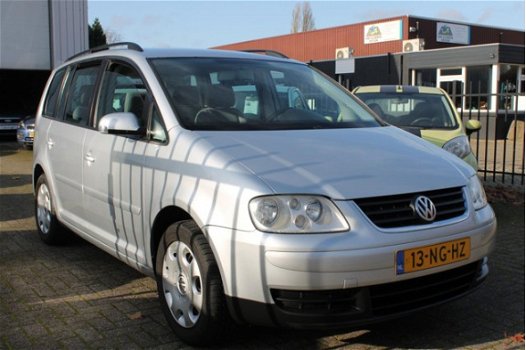 Volkswagen Touran - 1.6-16V FSI Clima Cruise Trekhaak Nw.APK - 1