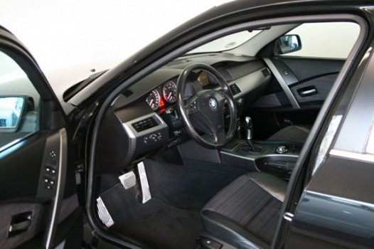 BMW 5-serie - 525i Executive Automaat Nwe APK - 1