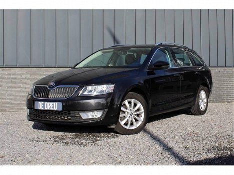 Skoda Octavia Combi - 1.6 TDI 110pk Business *VAN 12.495, - VOOR - 1