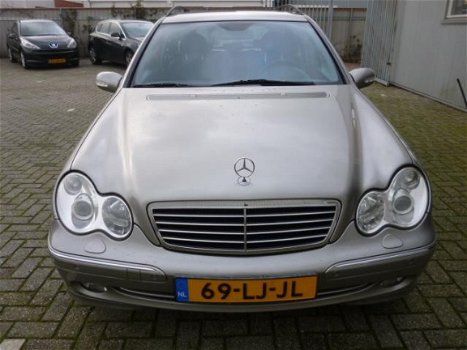 Mercedes-Benz C-klasse Combi - 240 Avantgarde AUT/YOUNGTIMER/LEDER - 1