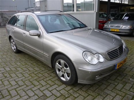 Mercedes-Benz C-klasse Combi - 240 Avantgarde AUT/YOUNGTIMER/LEDER - 1