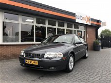 Volvo S80 - 2.5T Aflevering klaar incl 6 maanden Bovag garantie. young timer Oudjaar actie korting 2