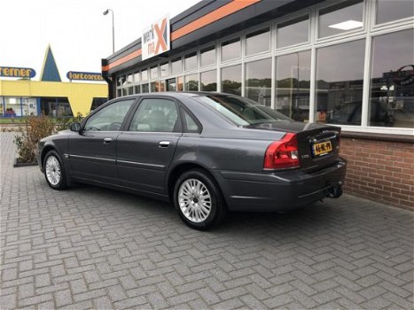 Volvo S80 - 2.5T Aflevering klaar incl 6 maanden Bovag garantie. young timer Oudjaar actie korting 2 - 1