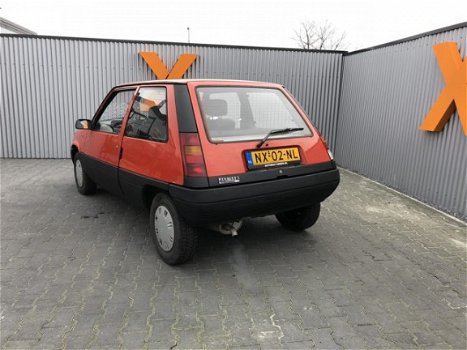 Renault 5 - 5 1.4 Cosmopolitan Automaat oudjaar actie 500, - euro korting - 1