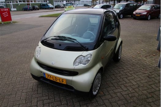 Smart City-coupé - & pure | Panoramadak | Elektrische ramen | Automaat | - 1