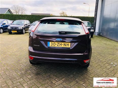 Ford Focus - 1.6 16V Titanium - 1