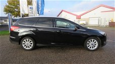 Ford Focus Wagon - 1.0 Titanium 125 pk, Navigatie, Trekhaak, Park Pack, Winter Pack, Xenon, 66755 km