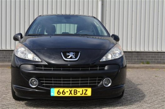 Peugeot 207 - 1.6-16V T Féline - 1