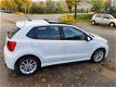 Volkswagen Polo - 1.4 TDi 105PK R-Line Pano BiXenon Navi Led Bomvolle Auto - 1 - Thumbnail