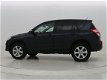 Toyota RAV4 - 2.0 VVTi Dynamic Limited | 1.500kg trekkracht | Parkeersensoren voor en achter | - 1 - Thumbnail