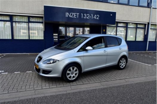 Seat Altea - 2.0 FSI Stylance AUTOMAATbak storing/ NETTE AUTO/ NIEUWE APK/ DISTRIBUTIERIEM BIJ 13700 - 1