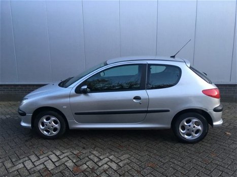 Peugeot 206 - 1.4 XS Premium Leder Apk nieuw - 1