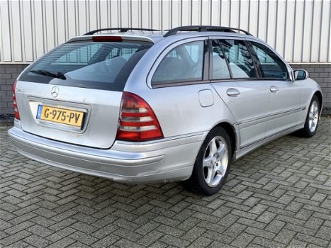 Mercedes-Benz C-klasse Combi - 240 Avantgarde C240 2.6 V6 | AUTOMAAT - 1