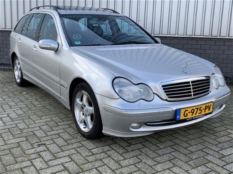 Mercedes-Benz C-klasse Combi - 240 Avantgarde C240 2.6 V6 | AUTOMAAT - 1