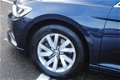 Volkswagen Passat - 2.0 TDI Connected Series BTW-AUTO DEALER OND - 1 - Thumbnail